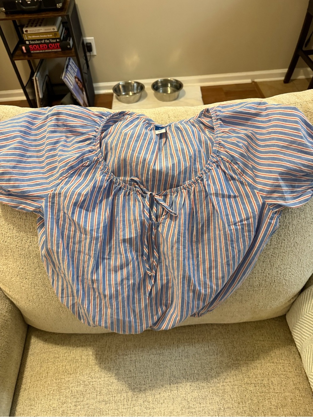 Old Navy blue, white, and orange striped blouse in a S #oldnavy #stripes